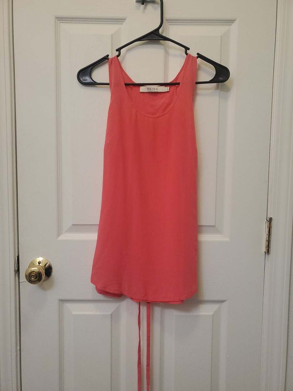 REISS Luxury Coral Pink 100% Silk Tank Blouse Scoop Neck Tie Hem US 6 EUC